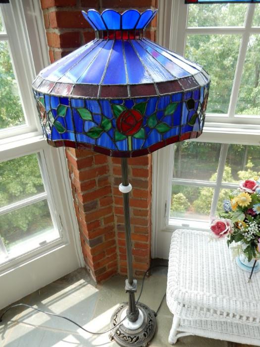 Same Cool Tiffany Style Lamp! 
