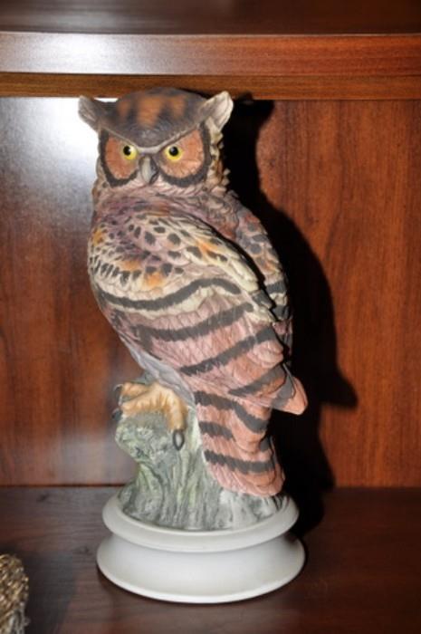 076  Figurine of Great Horned Owl