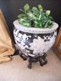 Oriental Pot w/Stand, Black & White Floral