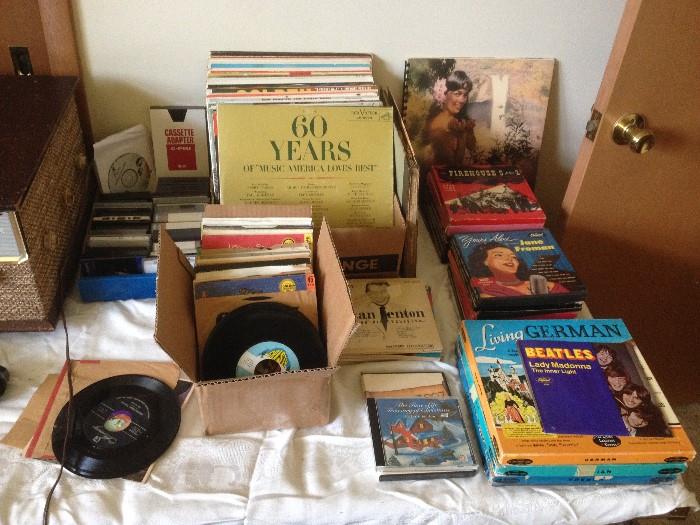 Albums, 45s, Vintage learning language record sets