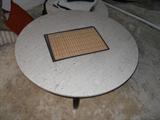 Mid Century Round Marble Table with 3 Feet/Asian Tablemats