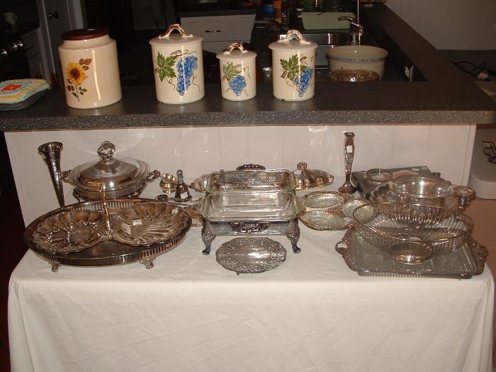 Canisters and silverplate items