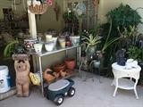Potting Table: lots of pots & decorative gardening accents