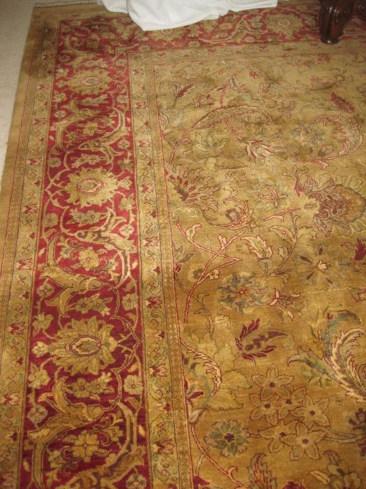 10x13 beautiful hand knotted rug