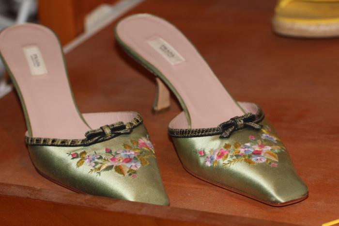 You can wear Prada too!