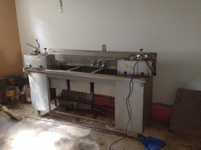Sold in as is condition - Professional kitchen equipment
