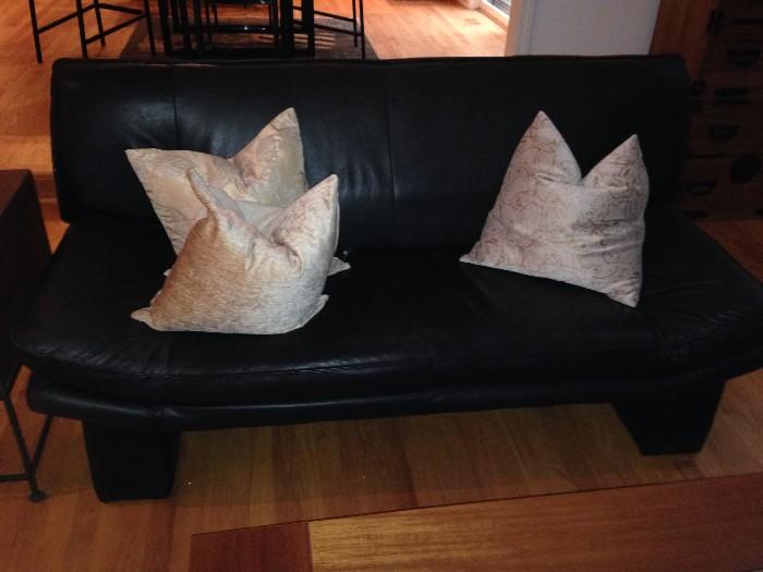 Set of 2 leather sofas