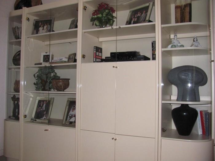 Laminated wall unit in four section like new condition