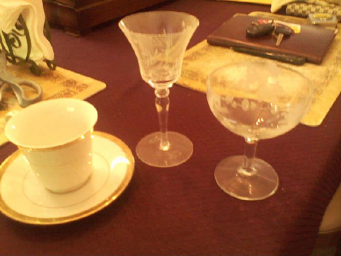 service for 12, Kent fine china and also etched glassware in various sizes