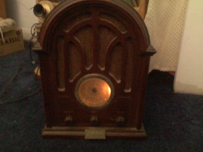 authentic, working antique radio