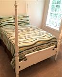 4 poster bed (Full size) New mattress