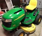 John Deere Tractor. (Only 120 hours)