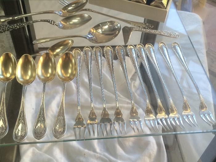 Sterling misc. spoons, Repousse food pusher and cocktail forks