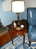 Baker Mahogany Pembroke Table--Stiffel Lamp on top