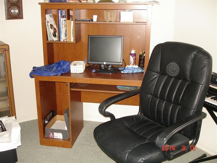 Desk and Black Leather Office Chair