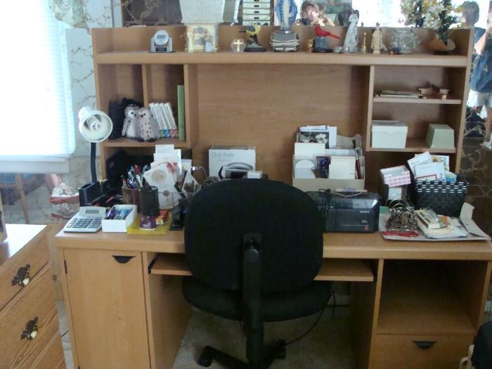 Office Desk & Office Chair
