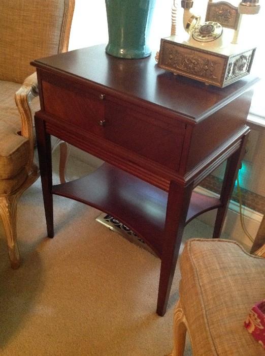 Mahogany Side Table w/ Slide Out Shelf and One Drawer