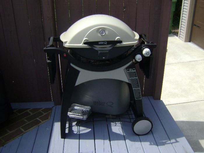 Weber Grill with cover