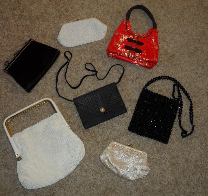 Sampling of purses