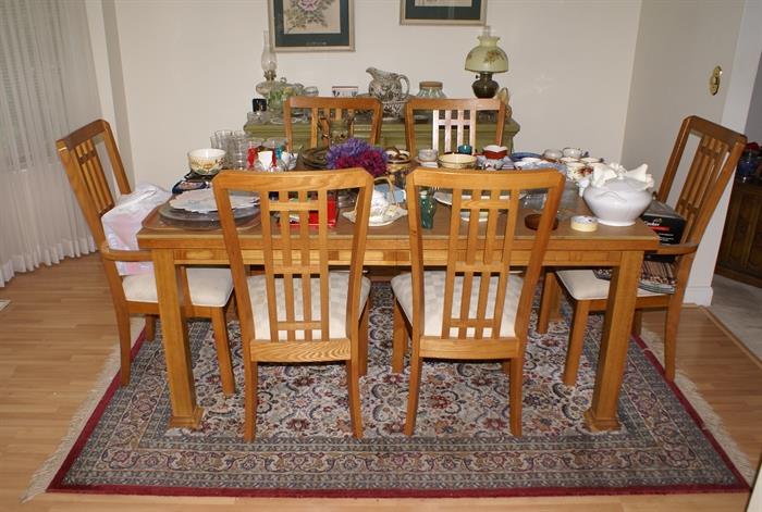 Oak Dining Room Table 6 Chairs & Leaves