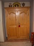 ARMOIRE LATE 19TH C CONTINENTAL PINE