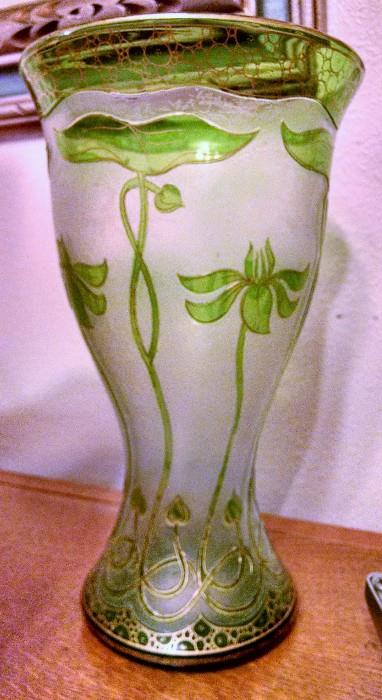 Art Nouveau Honesdale vase