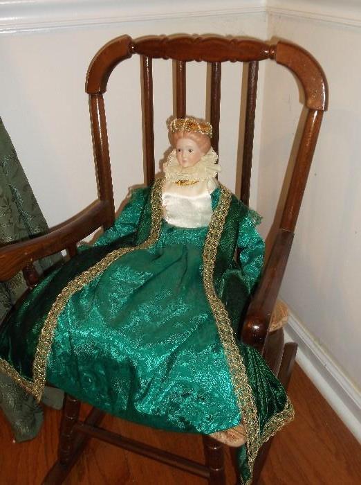 Marie Osmond Queen Elizabeth doll