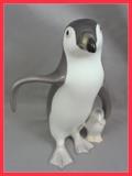 NORITAKE BONE CHINE PENGUIN AND CHICK FIGURE