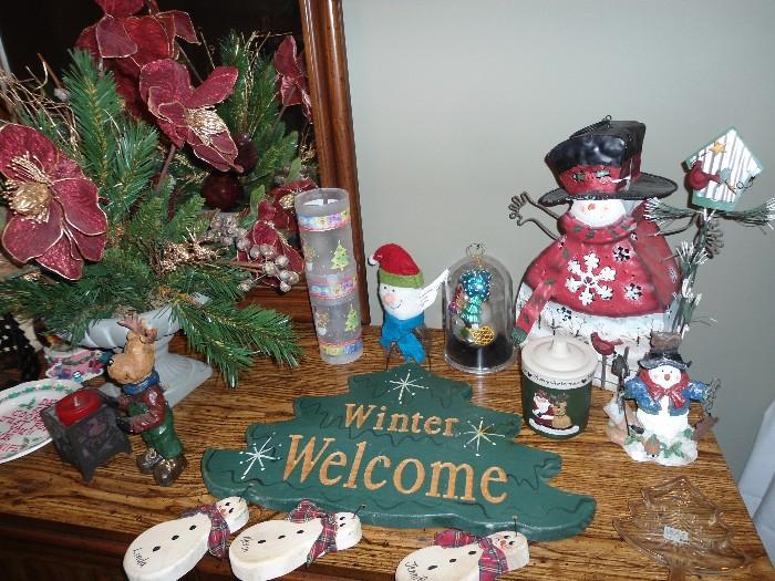 Lots and lots of GREAT Holiday Decorations take from the boxes... New to slightly used ...Come find your Treasure...