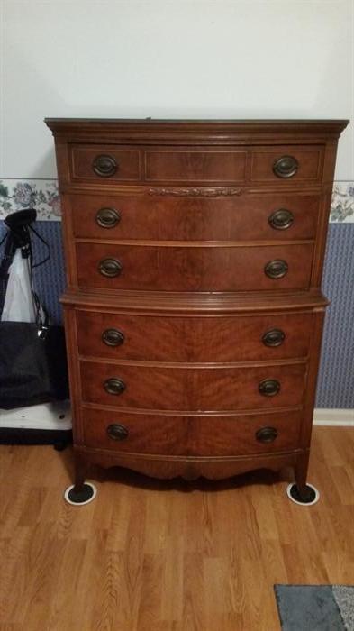 VINTAGE DRESSER SET INCLUDES TWO DRESSERS AND NIGHT STAND, MIRROR