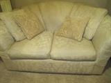 LOVESEAT