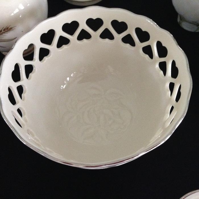 Lenox bowl heart pattern