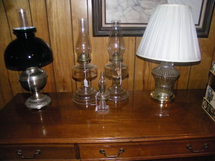Lamps and oil lamps