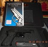 Hogue P220 Sig Sauer 45 automatic