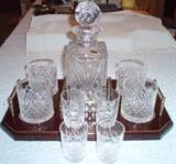 Crystal decanter set