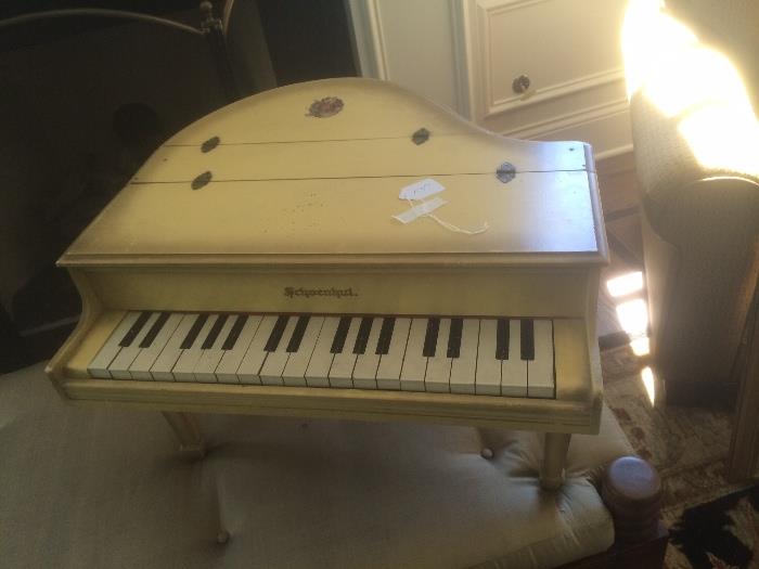 Schoenhut child's piano...needs a tune-up!