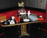 5 FOOT BY 3 FOOT TRIANGULAR TABLE WITH SEATING UNIT