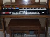 SMALLER BEAUTIFUL CONN ELECTRIC ORGAN IN WORKING CONDITION