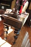 Ornate Spindle Leg Sofa Table