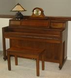 Story & Clark piano