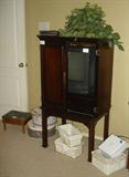 Bombay cabinet