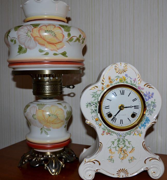 Vintage Lamps and Ceramic Clock (French)