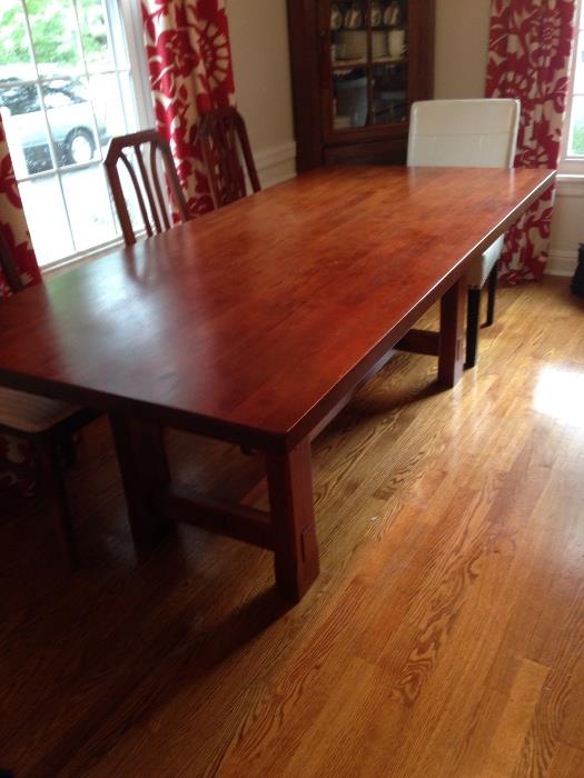 Great condition, 7ft dining table 