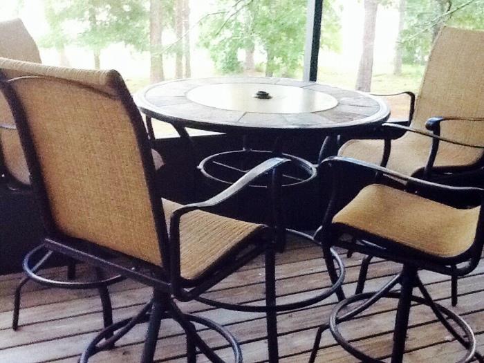 Outdoor/patio furniture like new