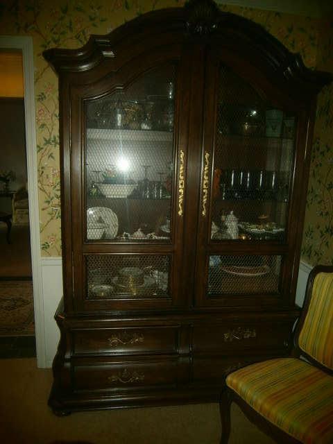 CHINA CABINET