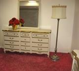 4-pieces in this bedroom set, old heavy metal floor lamp