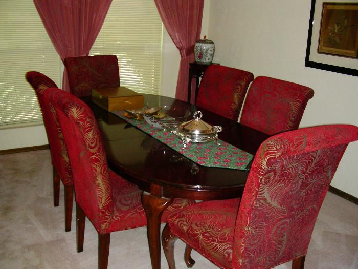 Bernhardt dining room furniture