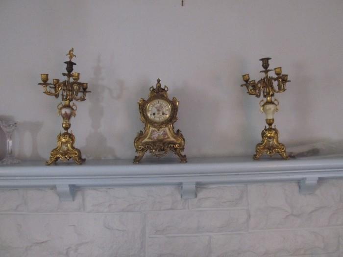 Vincenti clock and candleabra's