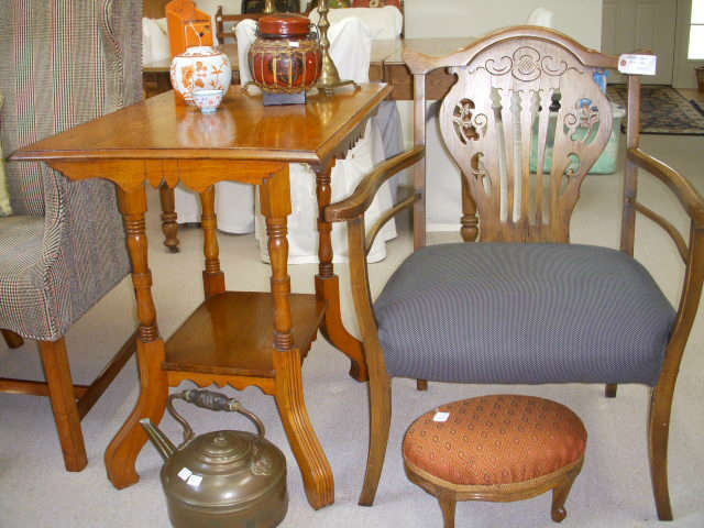 Oak table, Vintage arm chair, etc.