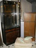 Henredon lighted china cabinet, small gun cabinet with sliding glass doors
